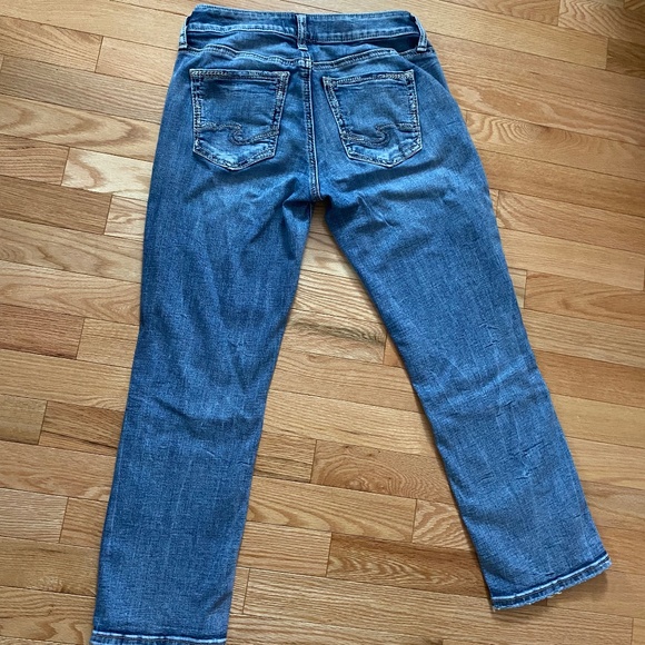 Silver Jeans Britt Capri - Picture 4 of 4